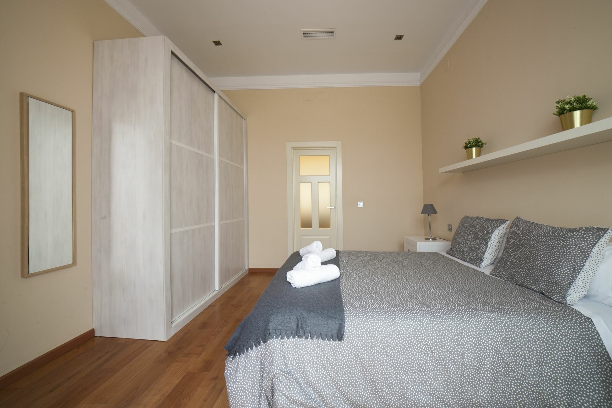 Alohamundi Quevedo Apartment Sevilla Bagian luar foto